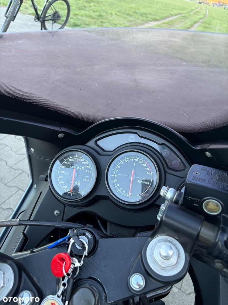 Suzuki RF - 6
