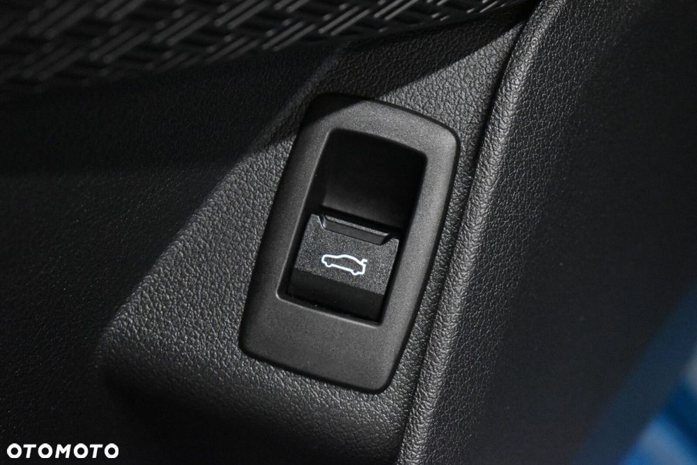 BMW X1 - 10