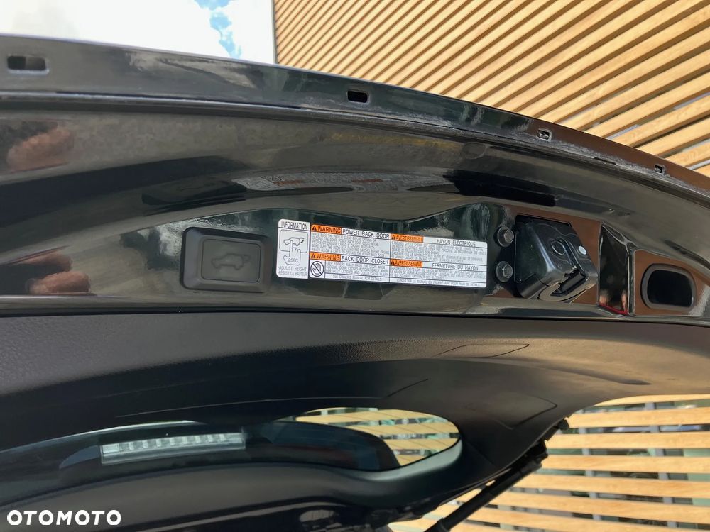 Toyota RAV4 2.0 Premium 4x4 MS - 11