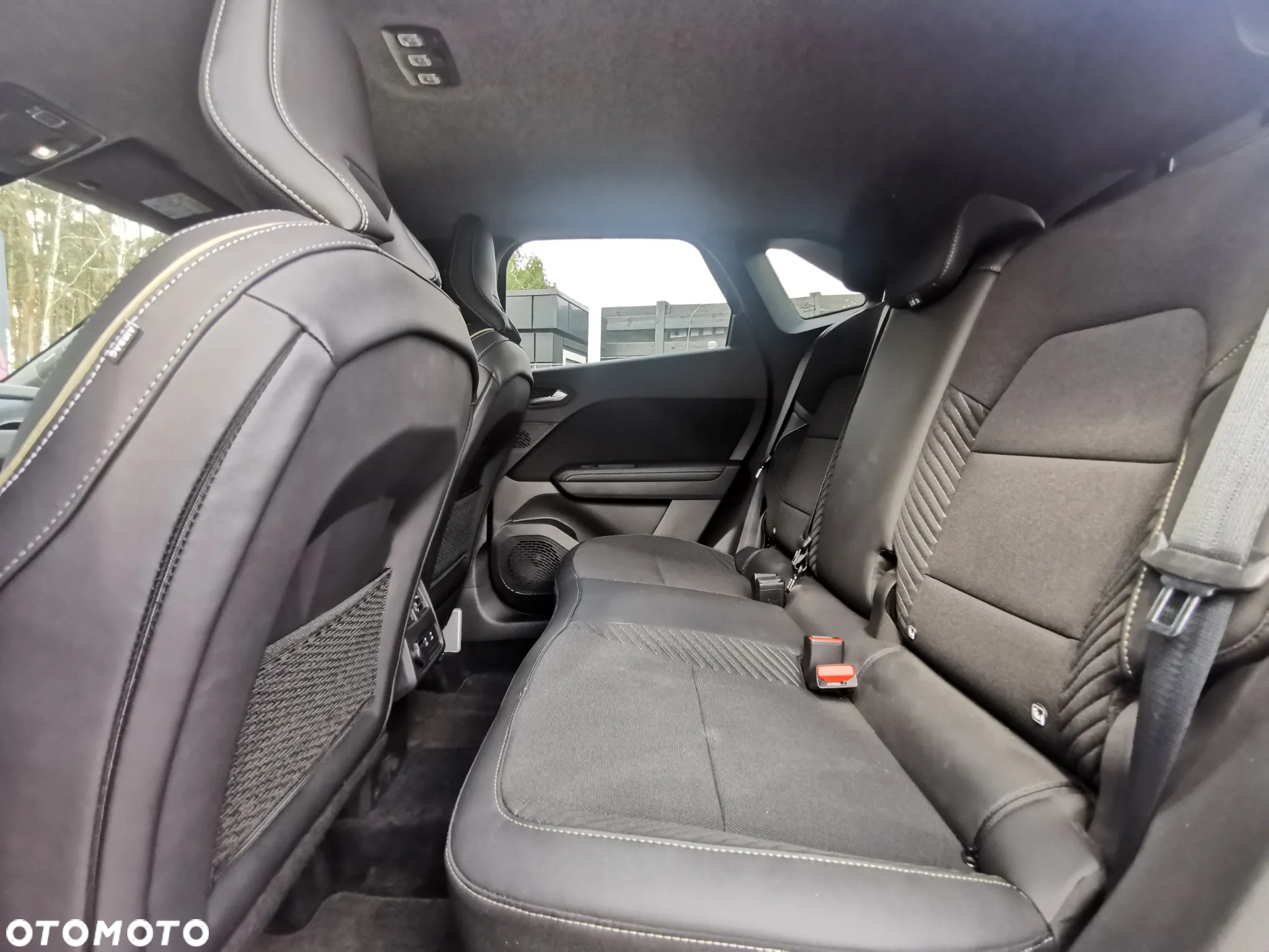 Renault Symbioz 1.6 E-Tech Full Hybrid 145 Iconic - 3