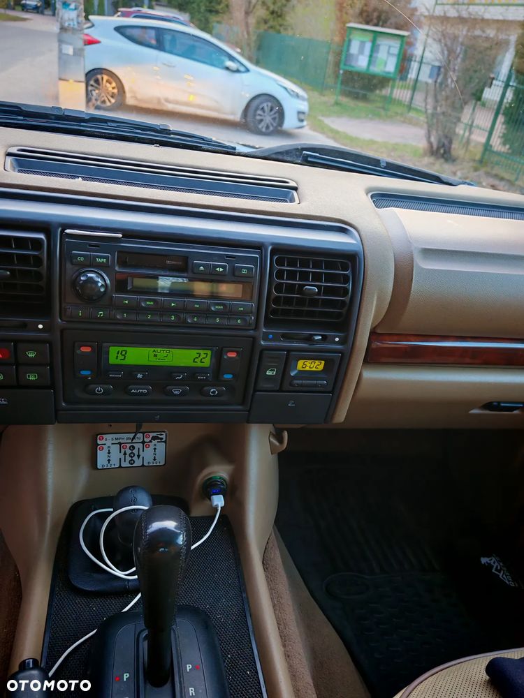 Land Rover Discovery - 8