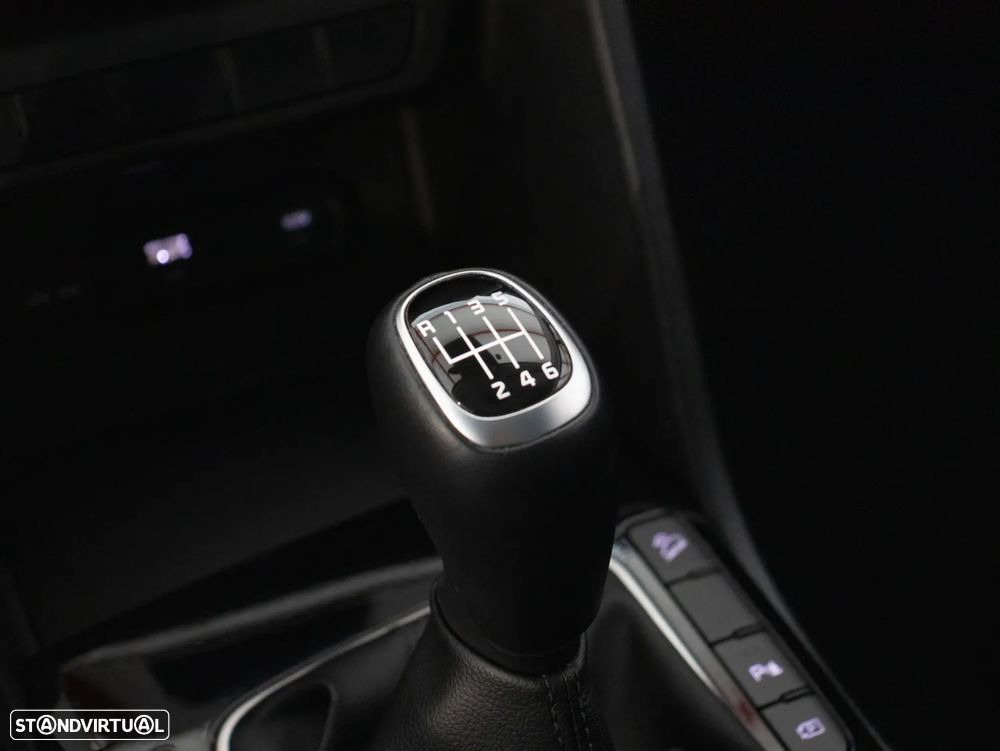 Kia Sportage 1.6 T-GDI Drive - 28