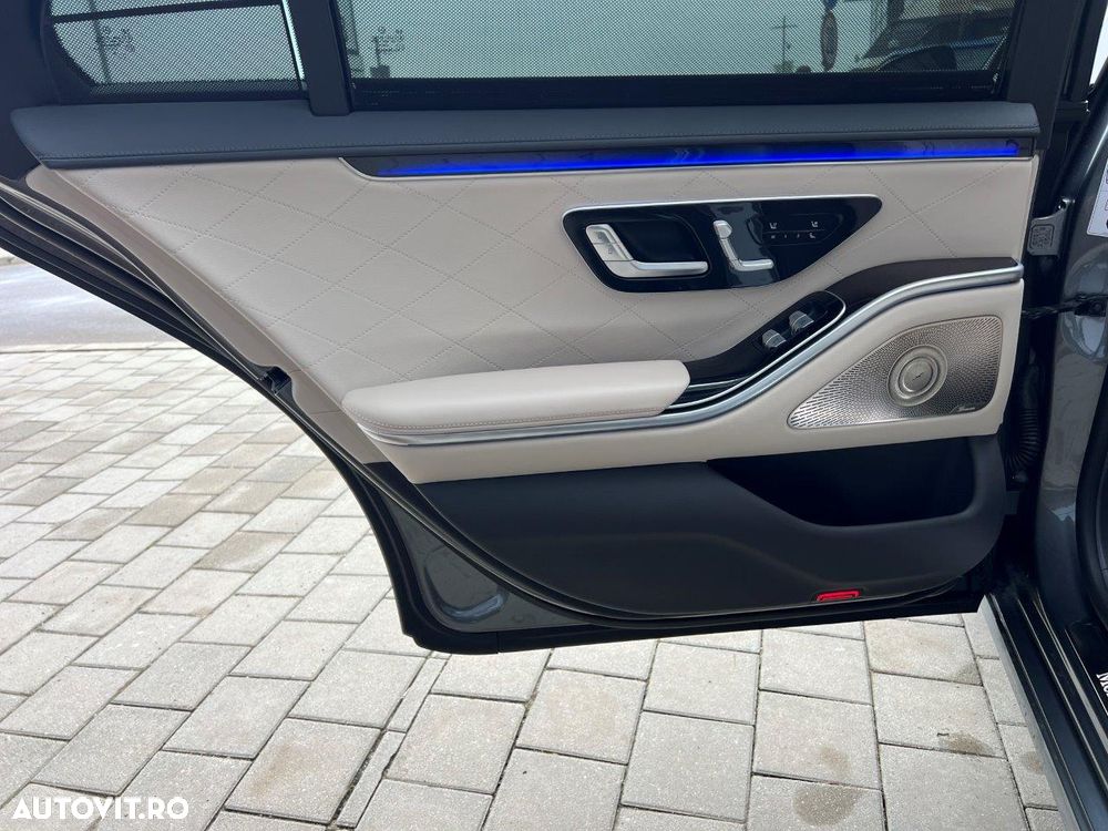 Mercedes-Benz S - 16