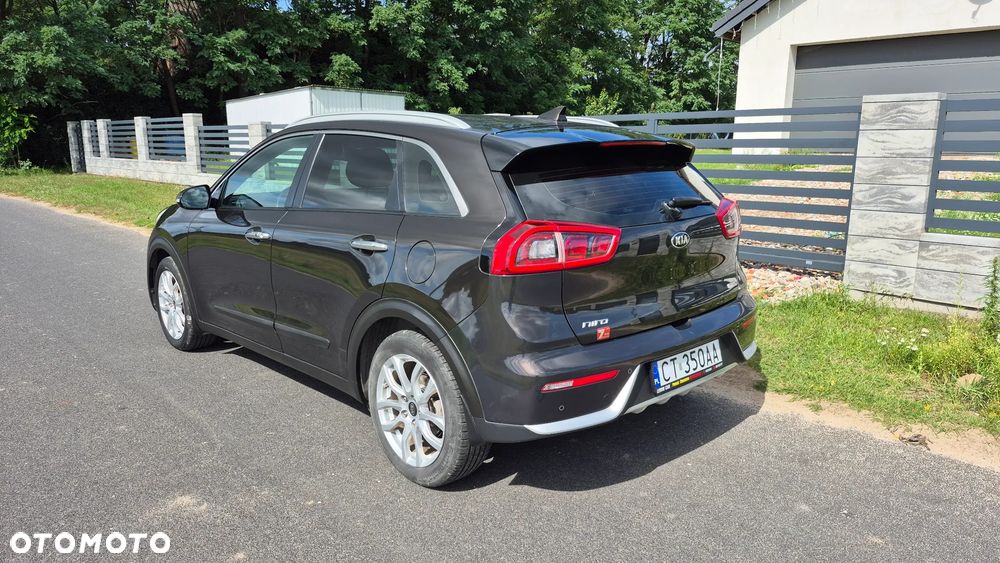 Kia Niro 1.6 GDI Hybrid M - 11