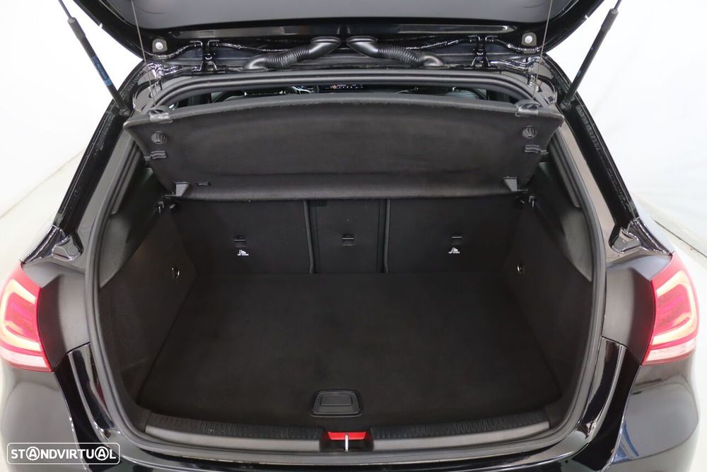 Mercedes-Benz A 250 e Style Plus - 26