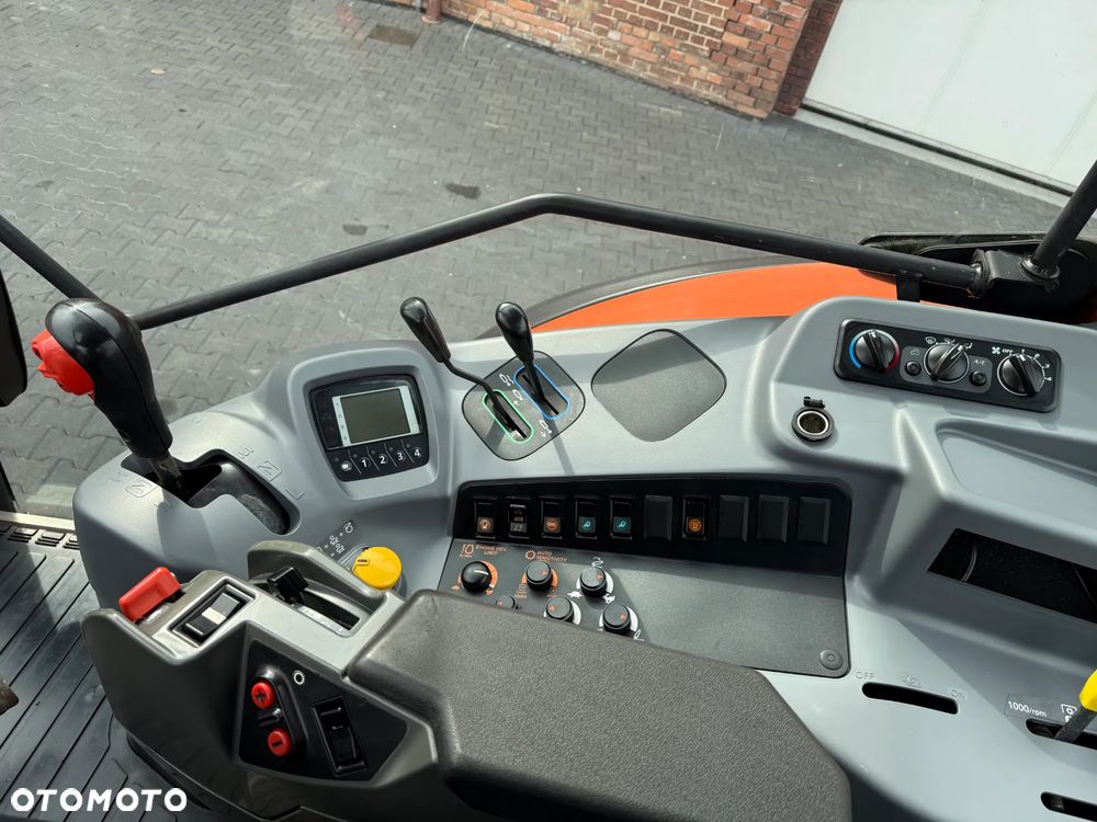 Kubota M100GX - II - 27