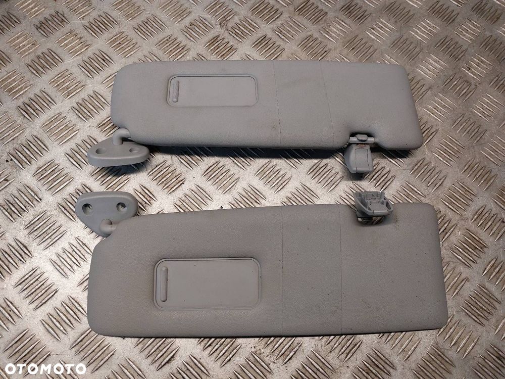 OSŁONA PRZECIWSŁONECZNA LEWA +  PRAWA BMW E87 118d - 1