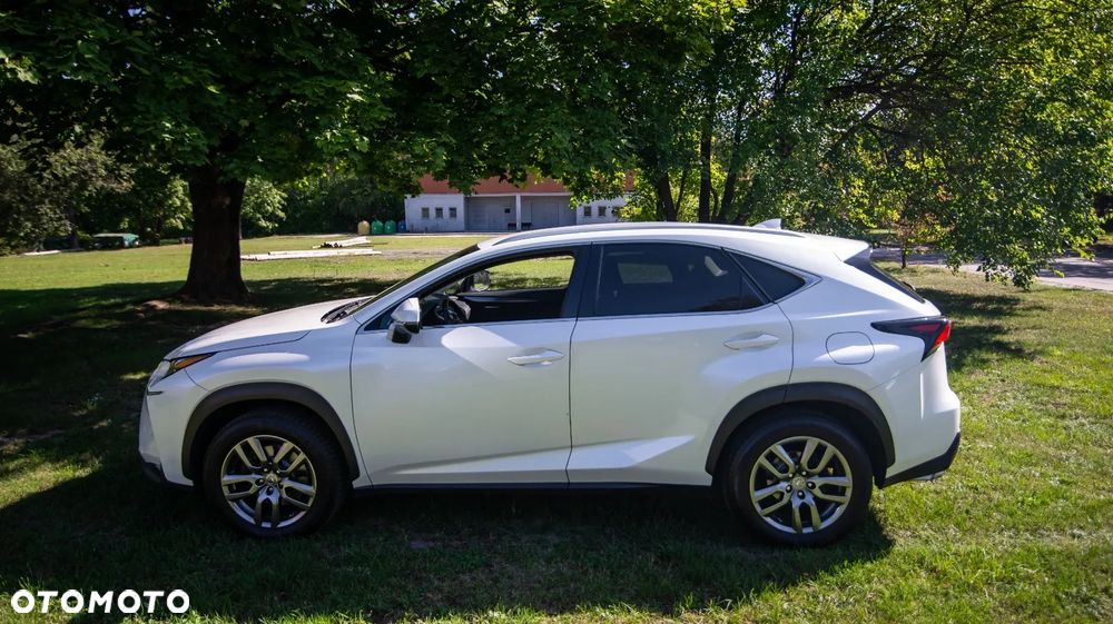 Lexus NX 200t Comfort AWD - 2