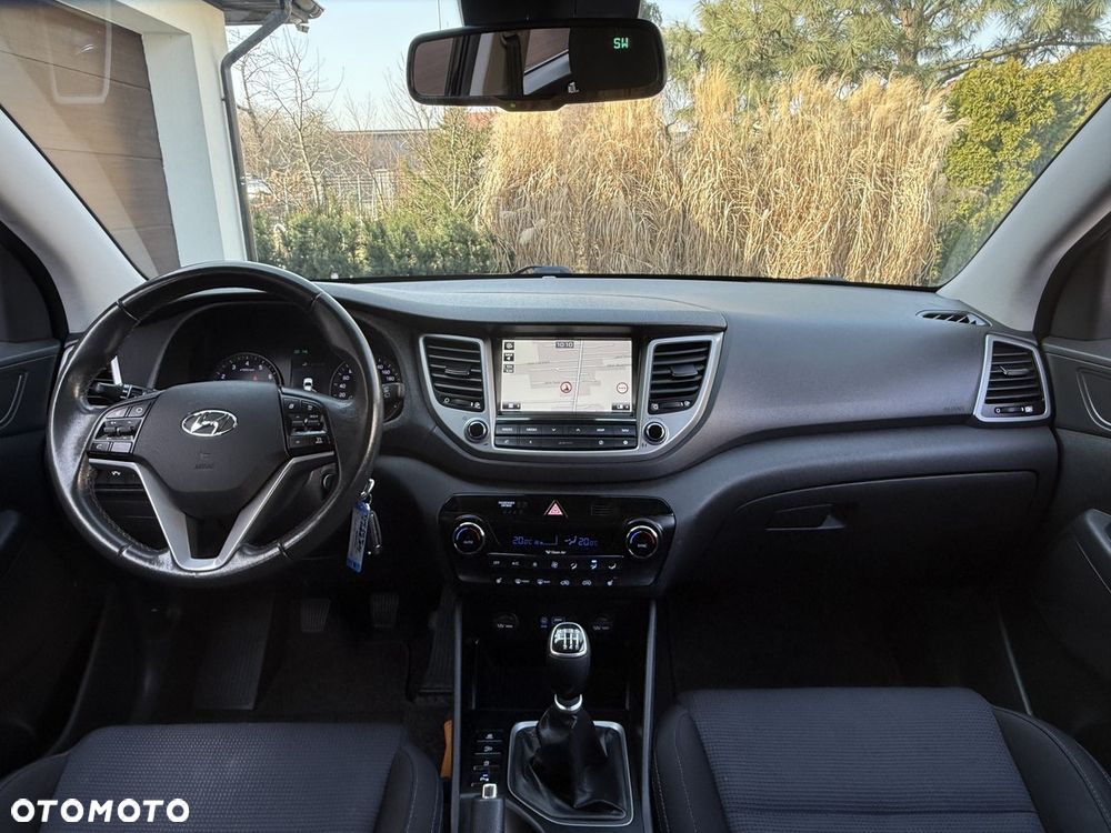 Hyundai Tucson 1.6 GDI BlueDrive Style 2WD - 17