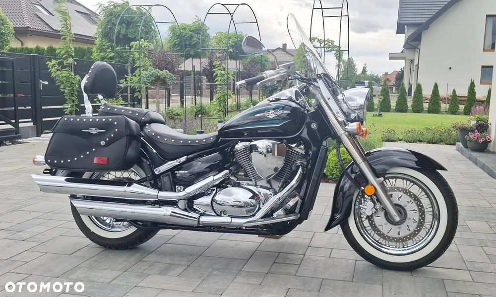 Suzuki VL 800 Volusia - Boulevard C50 - 2