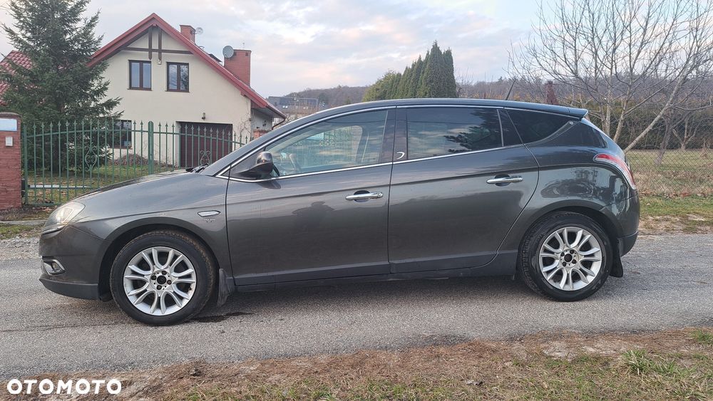 Lancia Delta 1.6 MJ Gold - 2