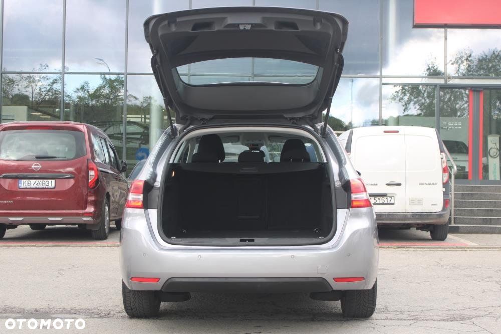 Peugeot 308 - 33