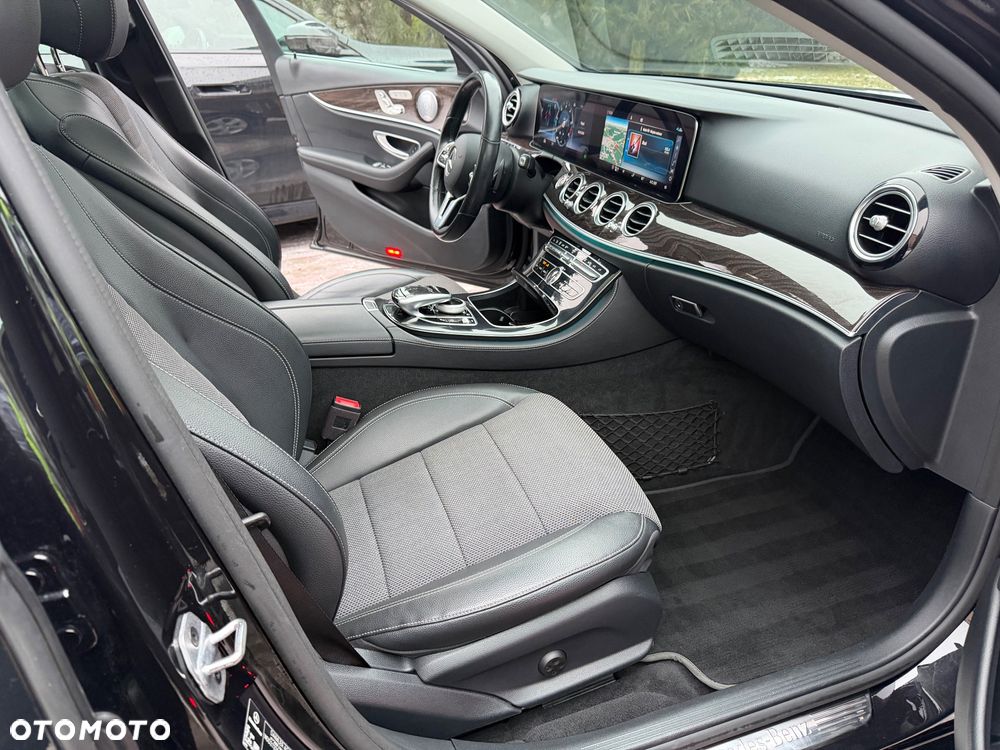 Mercedes-Benz Klasa E 220 d 9G-TRONIC Avantgarde - 27