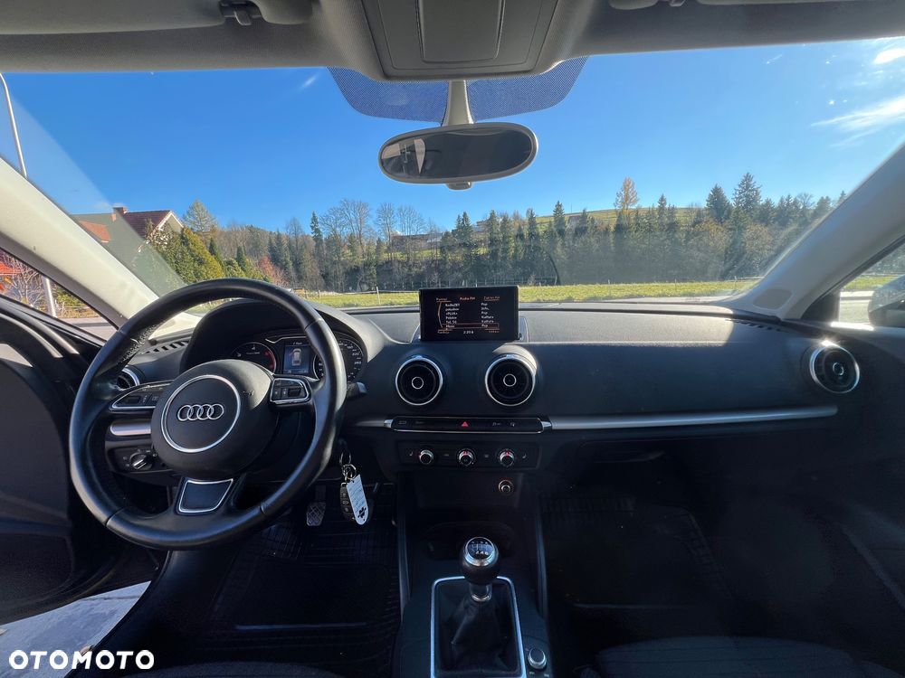 Audi A3 Sportback - 12