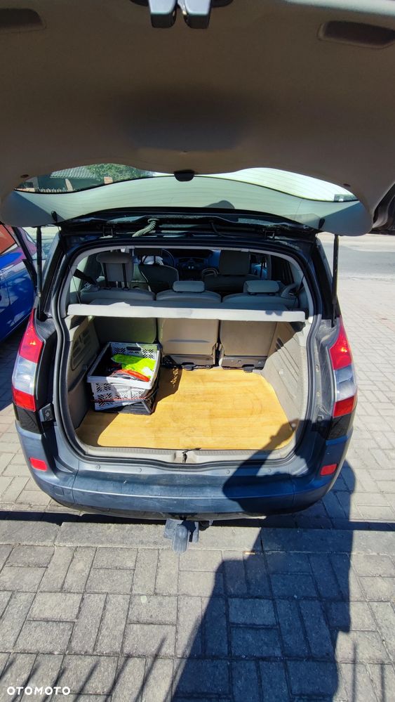 Renault Scenic 1.9 dCi Confort Authentique - 5