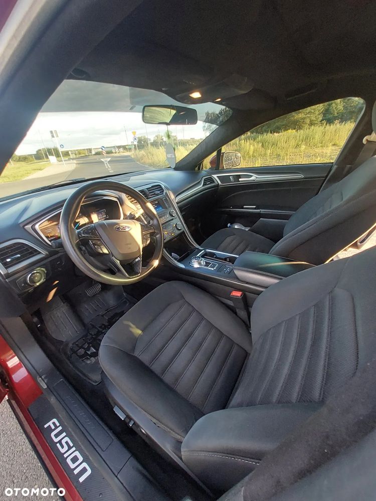 Ford Fusion - 6