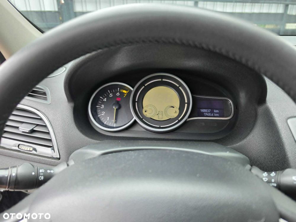 Renault Megane - 7