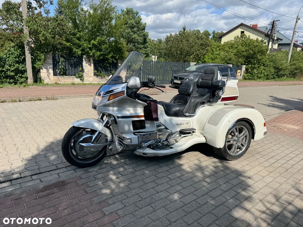 Honda GL - 8