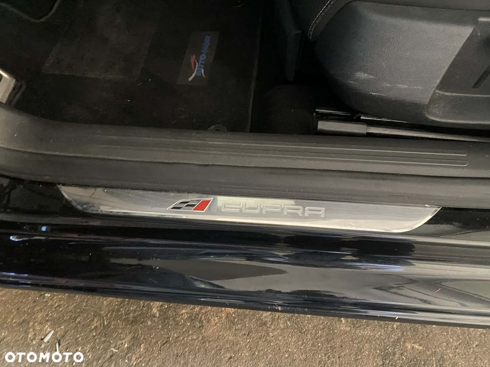 Seat Leon 2.0 TSI Cupra S&S - 32