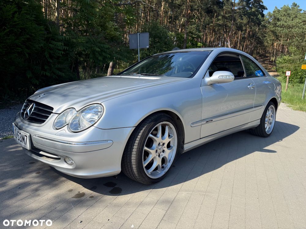 Mercedes-Benz CLK - 10