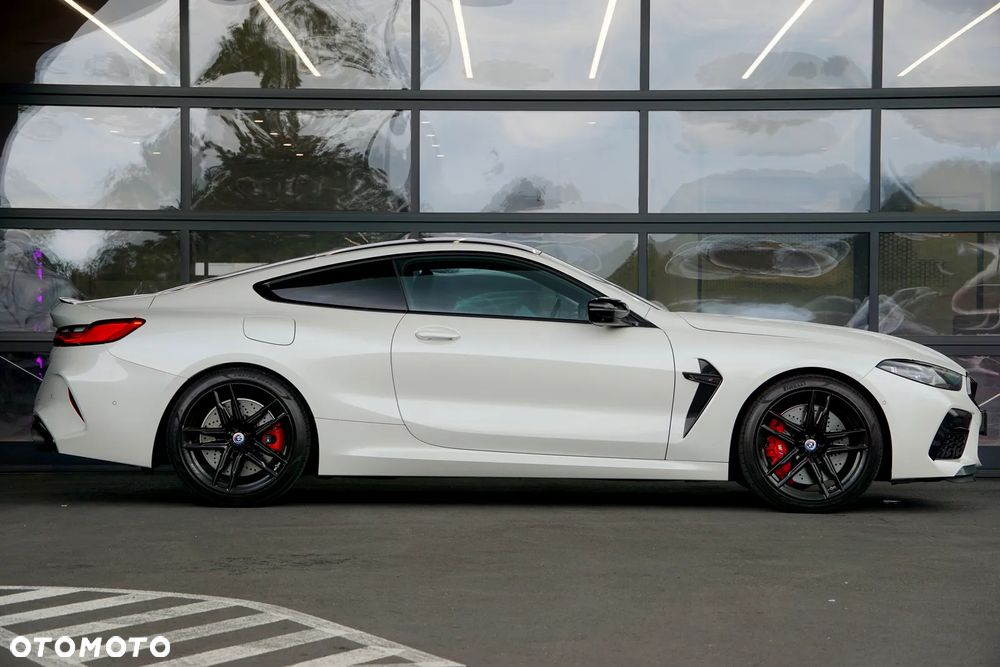 BMW M8 - 5