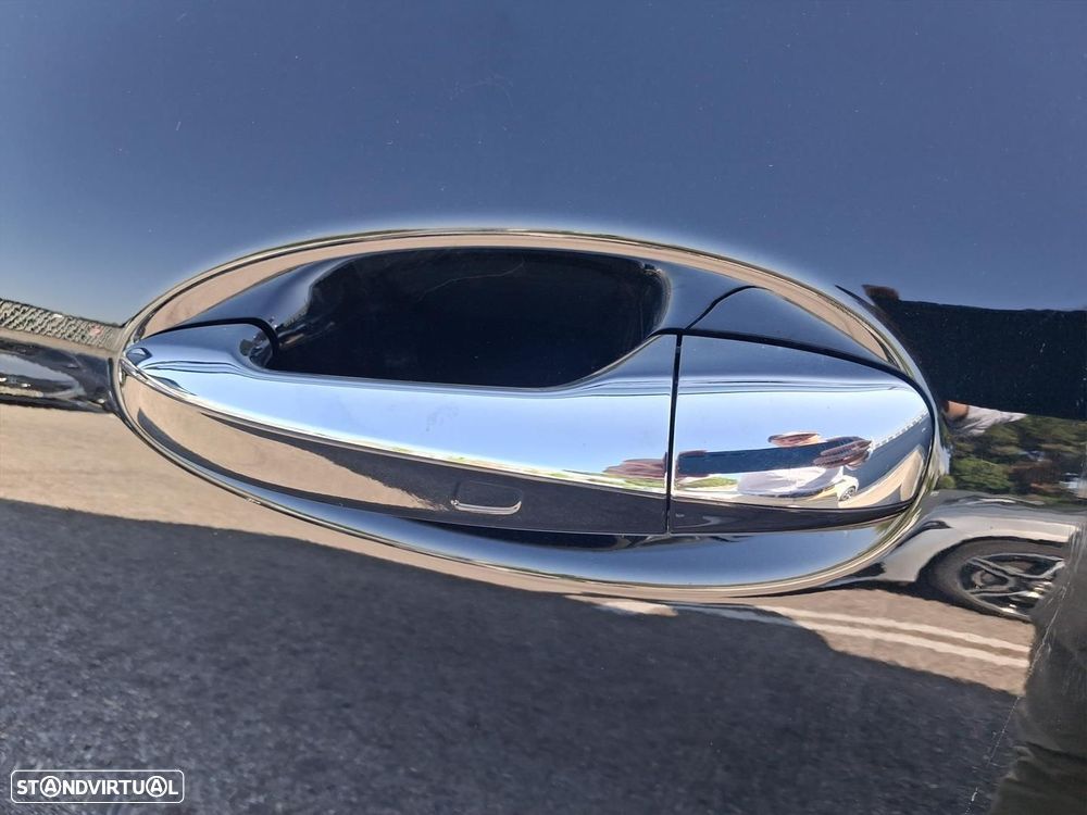 Mercedes-Benz CLA 250 e Shooting Brake AMG Line - 8