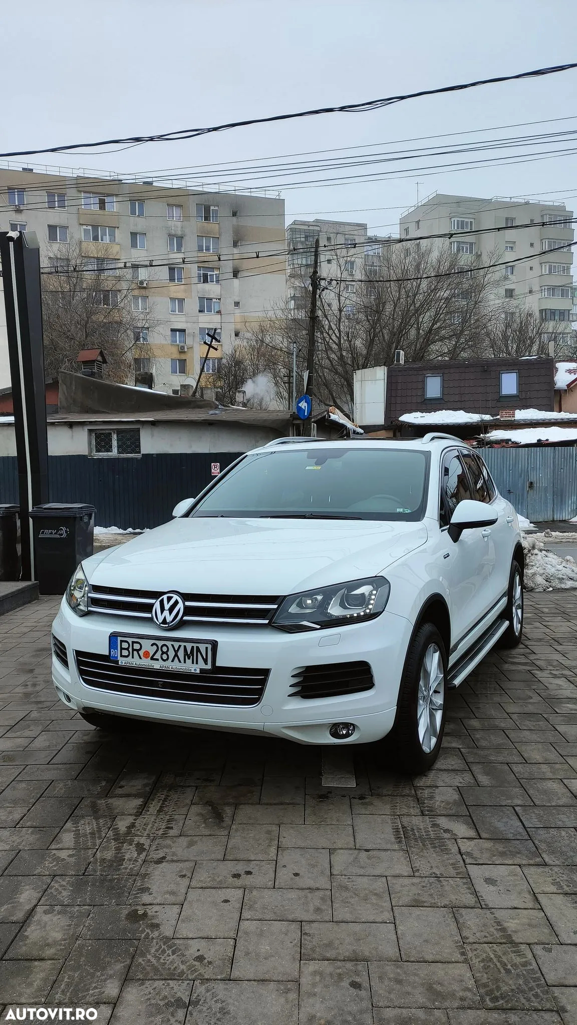 Volkswagen Touareg 3.0 V6 TDI BMT - 3