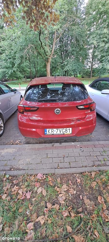 Opel Astra 1.2 T GS Line S&S - 4