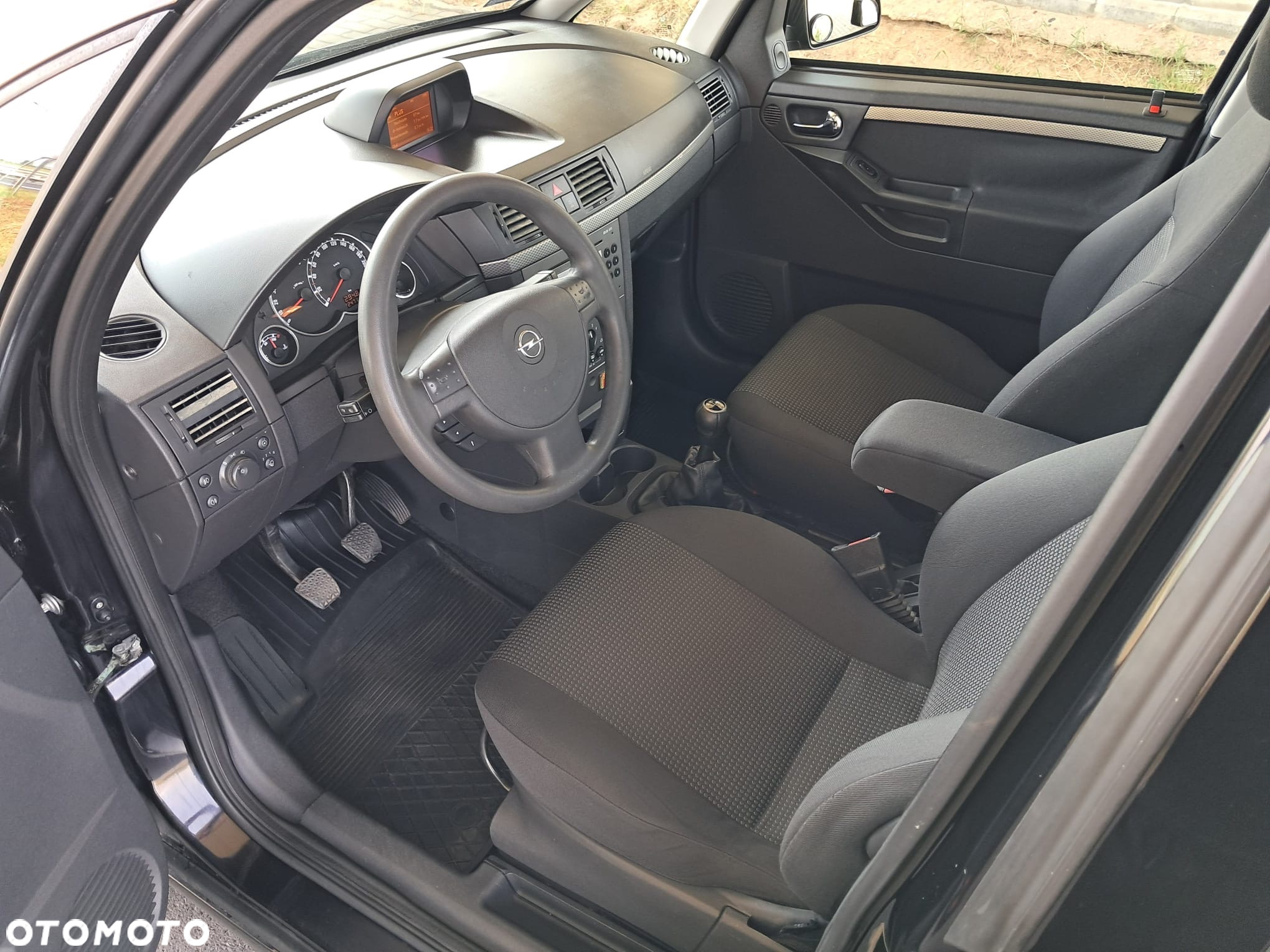 Opel Meriva 1.6 Cosmo - 16