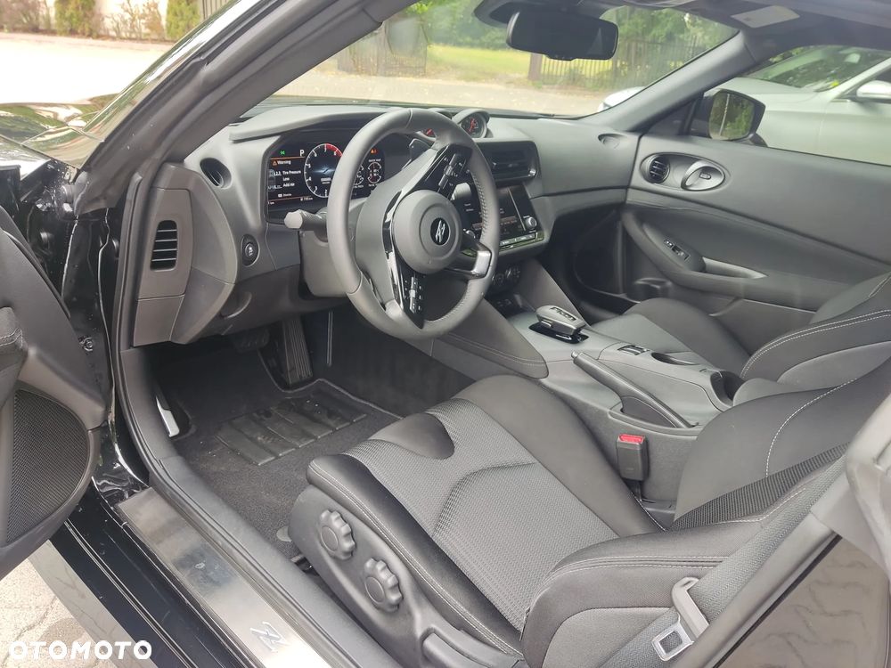 Nissan 400 Z - 9