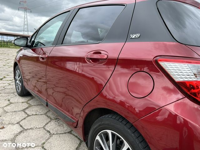 Toyota Yaris Hybrid 100 Life - 13