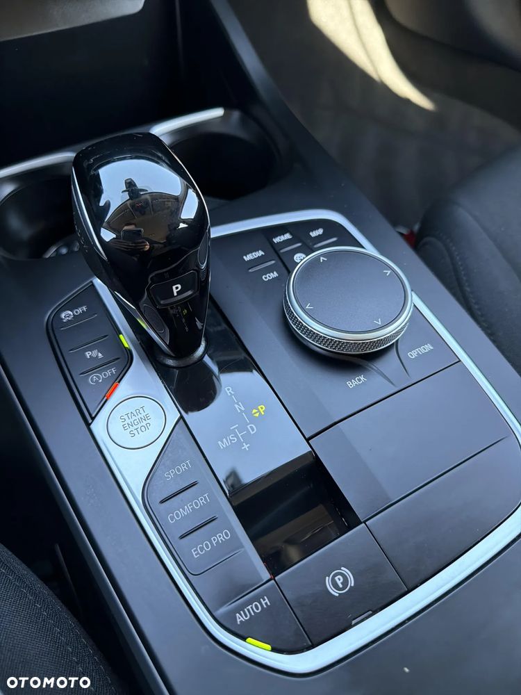 BMW Seria 1 118i Advantage - 21