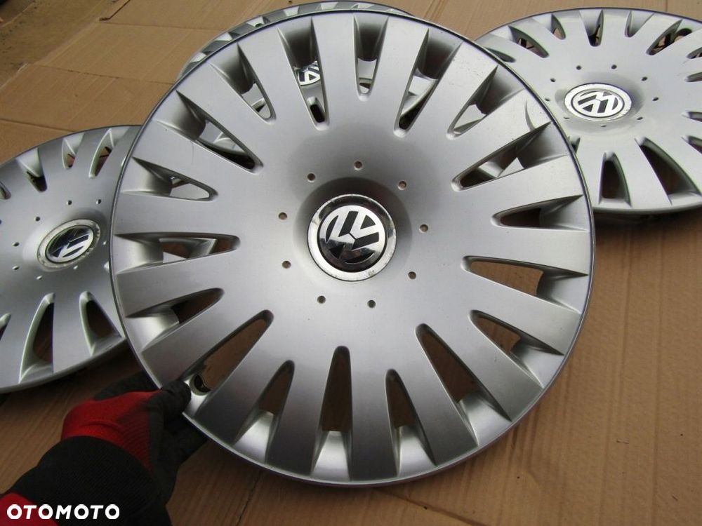 4x Kołpaki 16 VW Golf V VI VII VIII Jetta Caddy Eos Touran Passat B5 B6 B7 - 10