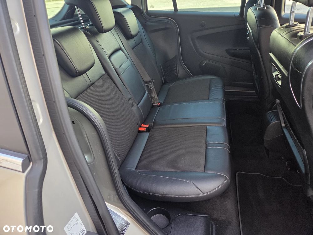 Ford B-MAX - 21