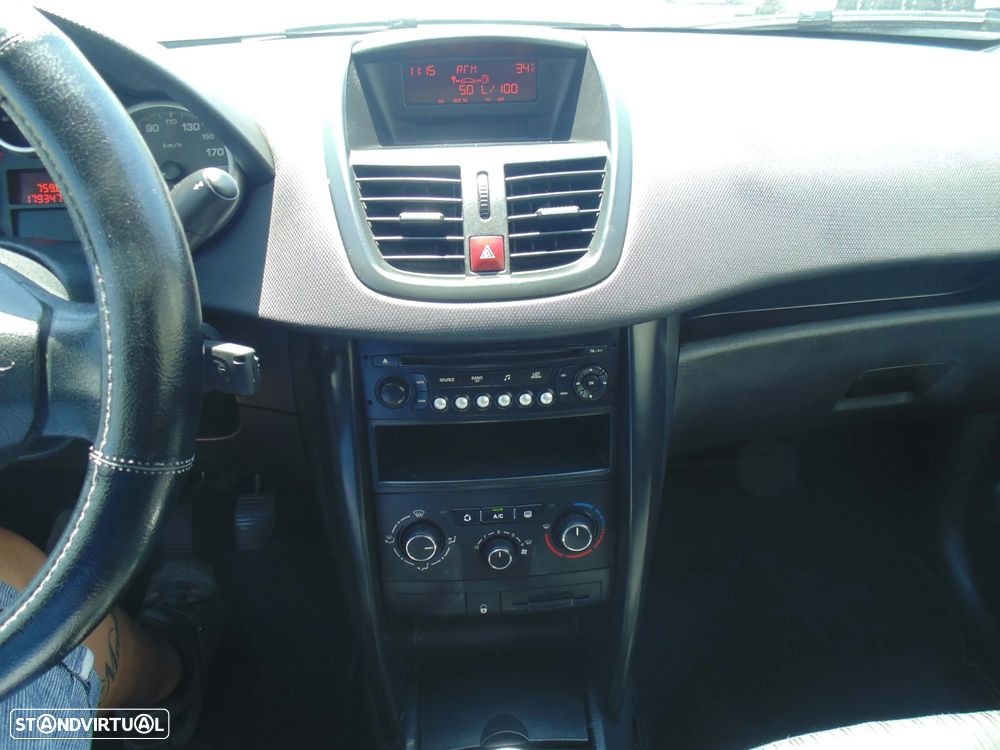 Peugeot 207 1.4 HDI - 21