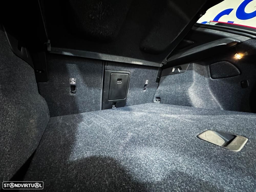 Volvo XC 40 Recharge 69 kWh Single Motor Plus - 55