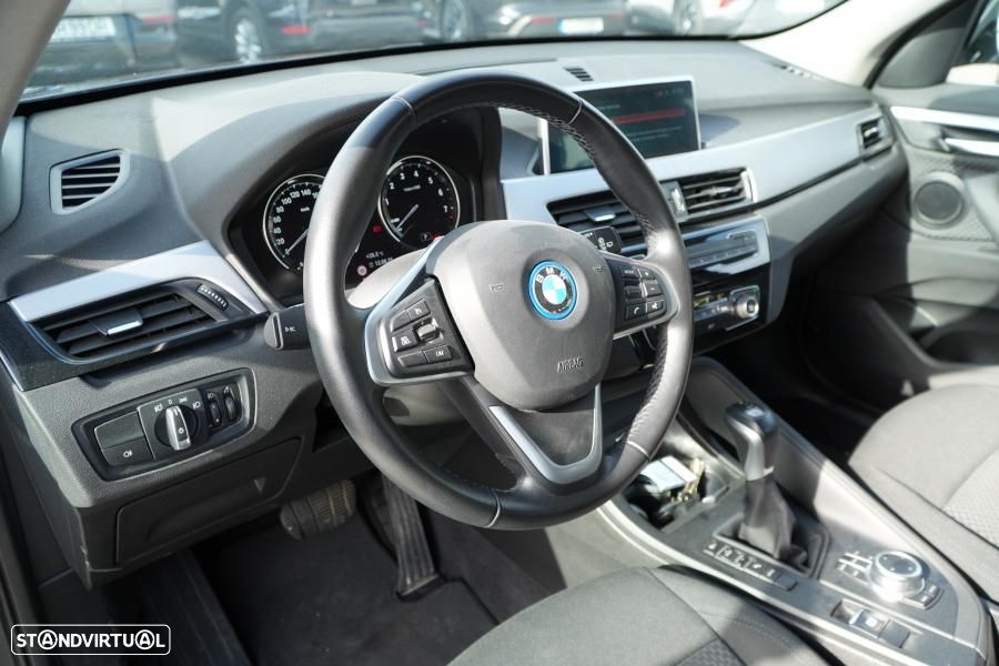 BMW X1 25 e xDrive xLine - 14