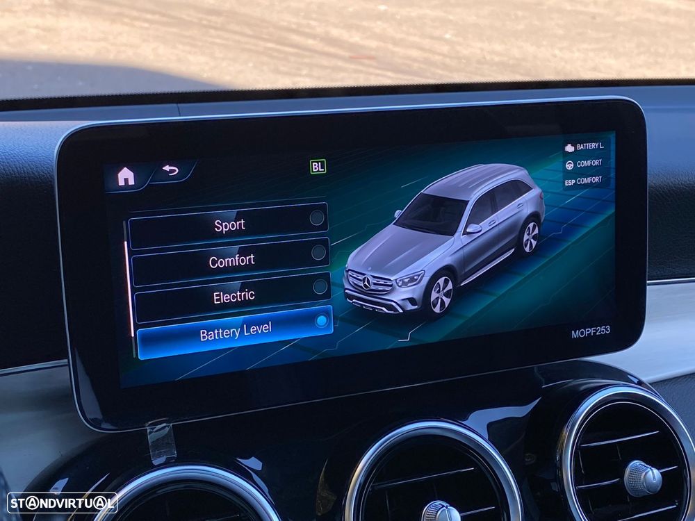 Mercedes-Benz GLC 300 - 34