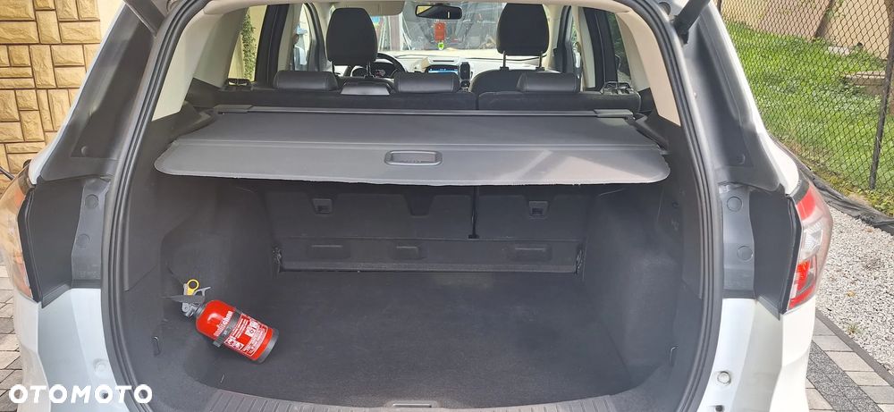 Ford Kuga 1.5 TDCi FWD Titanium - 4
