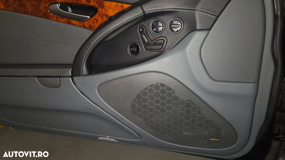 Mercedes-Benz SL 55 AMG - 12