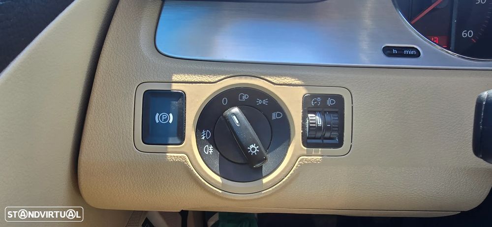 VW Passat 2.0 TDI 4M Highline - 15