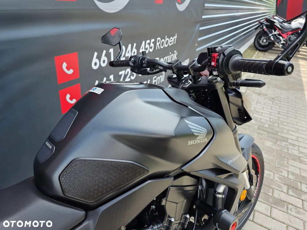 Honda Hornet - 27