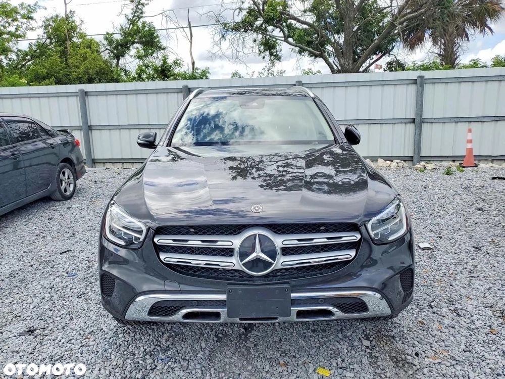 Mercedes-Benz GLC 300 4Matic 9G-TRONIC - 2