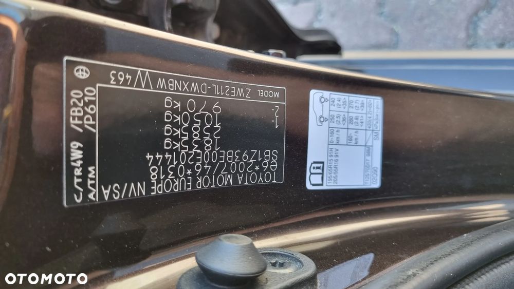 Toyota Corolla 1.8 Hybrid Comfort - 32