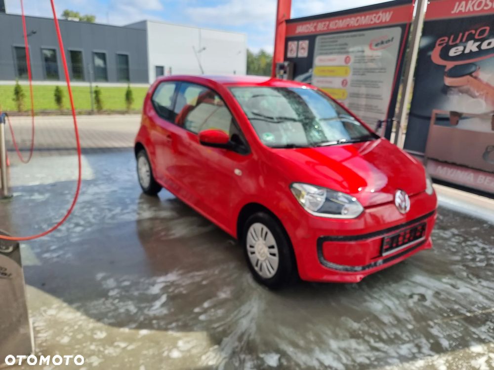 Volkswagen up! move - 1