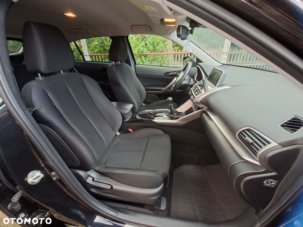 Mitsubishi Eclipse Cross 1.5 T Invite Plus - 9