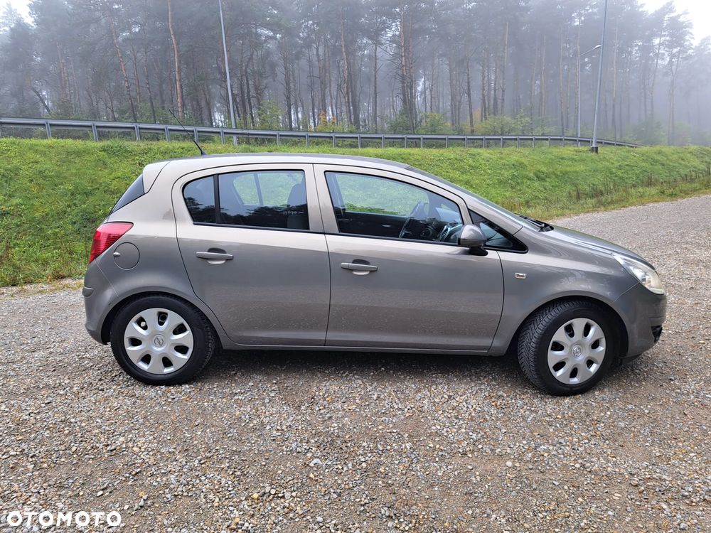 Opel Corsa 1.2 16V Enjoy - 5