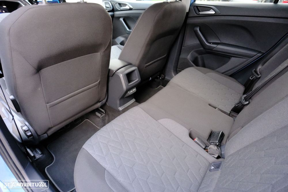 VW T-Cross 1.0 TSI Urban DSG - 9