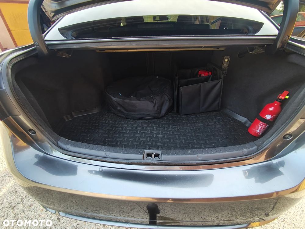 Toyota Avensis 2.0 Prestige MS - 16