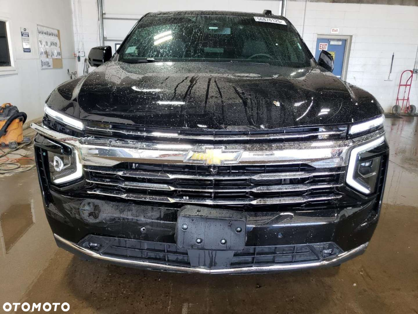 Chevrolet Suburban - 6